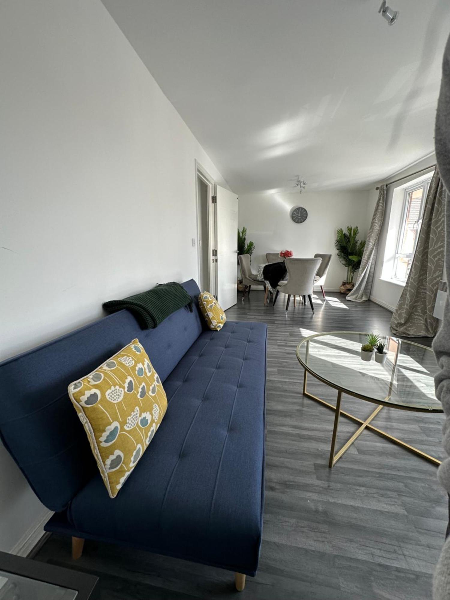 Suites By Rehoboth - Abbey Wood Station - London Zone 4 Exterior photo